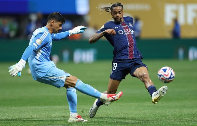 他们常与外 他们常与外