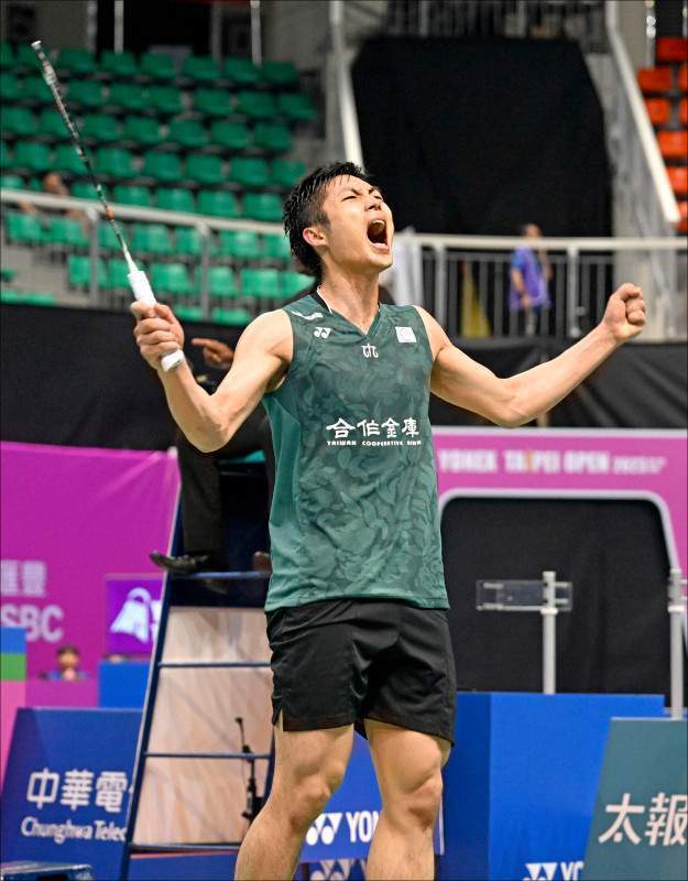 光在现代足 光在现代足