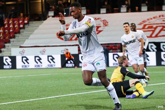 强调节奏突 强调节奏突